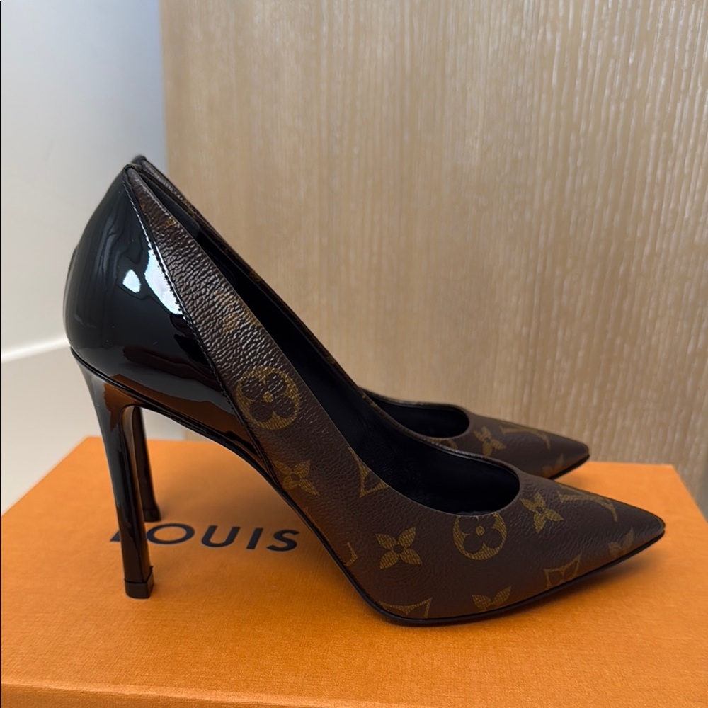 Louis Vuitton Cherie Monogram Leather Pump High Heel Stilettos - Picture 3 of 7